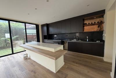 4 Bed Townhouse with En Suite in Runda - 3