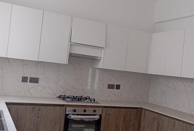 3 Bed Apartment with En Suite at Brookside Gardens - 4