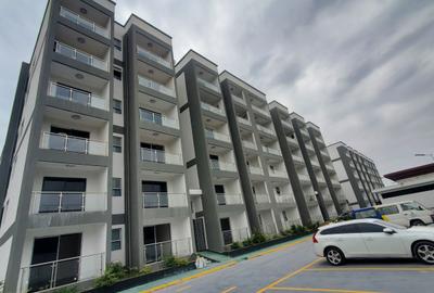 3 Bed Apartment with En Suite at Syokimau