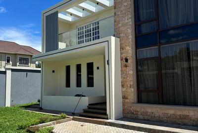 4 Bed House with En Suite in Ongata Rongai - 3