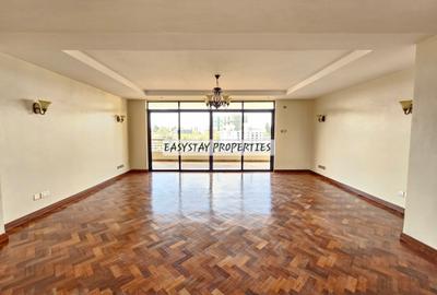 3 Bed Apartment with En Suite in Riverside - 2