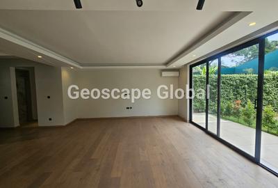 5 Bed Townhouse with En Suite in Lavington