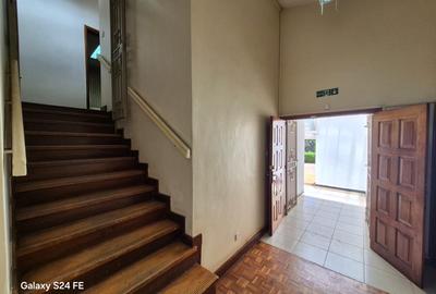 Office with Service Charge Included at Gigiri - 2