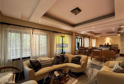 4 Bed Apartment with En Suite in Riverside - 3