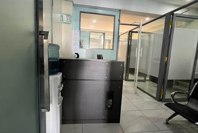 835 ft² Commercial Property with Service Charge Included in Westlands Area