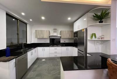 3 Bed Apartment with En Suite in Kileleshwa - 4
