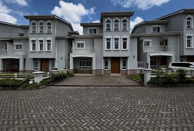 5 Bed Townhouse with En Suite at Lavington