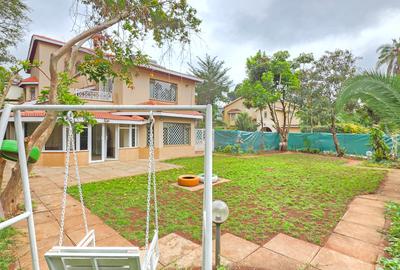 4 Bed Townhouse with En Suite at Lavington Green - 4