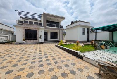 3 Bed House with En Suite in Ruiru