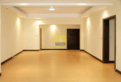 3 Bed Apartment in Riverside - 2