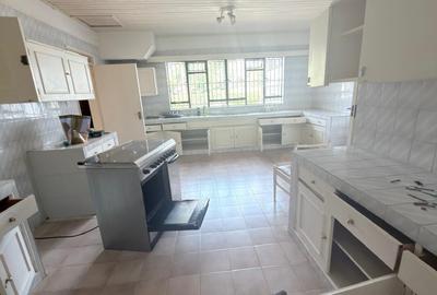 5 Bed House with Garden at Gigiri - 4