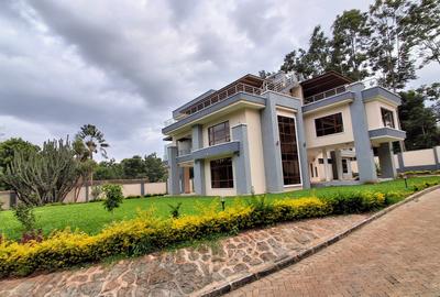 4 Bed House with En Suite at Rosslyn