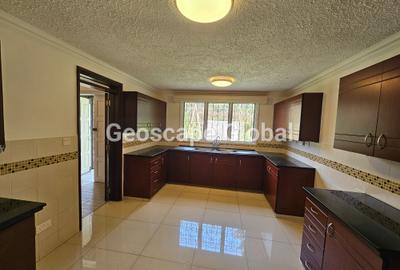 4 Bed House with En Suite in Muthaiga - 3
