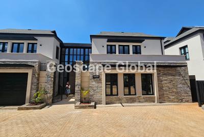4 Bed House with En Suite in Runda