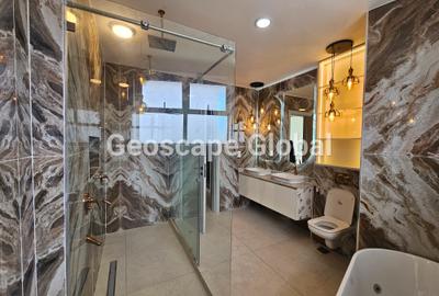 4 Bed Apartment with En Suite in Westlands Area - 4