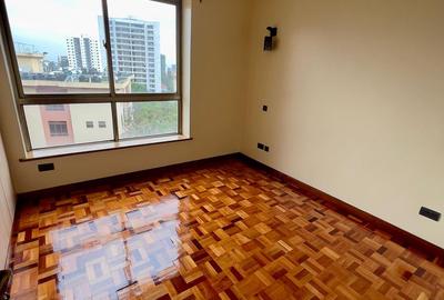 3 Bed Apartment with En Suite at Othaya Road - 2