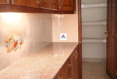 4 Bed Apartment with En Suite in Westlands Area - 3
