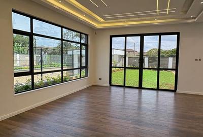 5 Bed Villa with En Suite in Lavington - 3