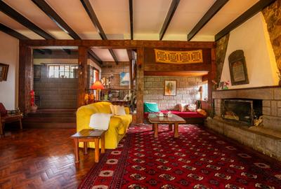 6 Bed House in Runda - 3