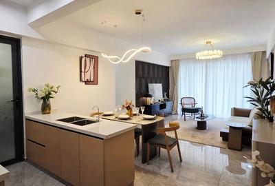 3 Bed Apartment with En Suite in Lavington