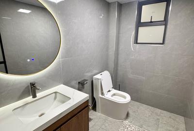 3 Bed Apartment with En Suite in Westlands Area - 4
