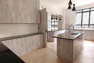 4 Bed Townhouse with En Suite in Karen - 4