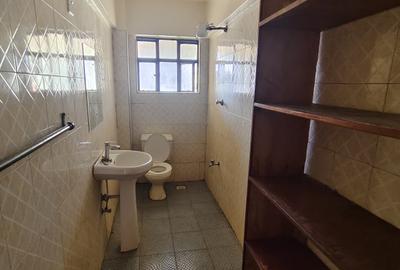 2 Bed Apartment with Parking in Kilimani - 3