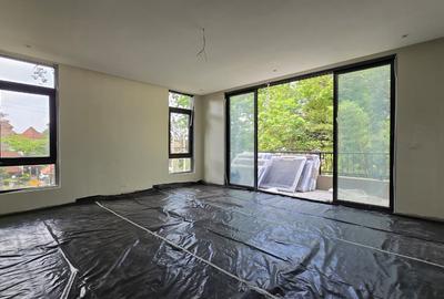 5 Bed Townhouse with En Suite in Lavington - 3