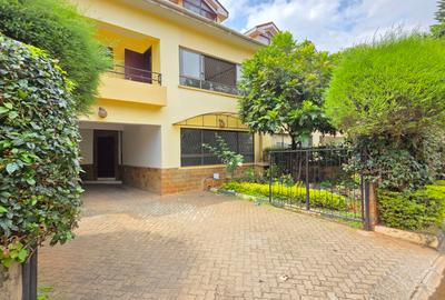 5 Bed Townhouse with En Suite at Lavington Green - 2