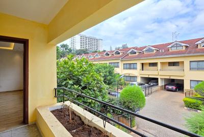 5 Bed Townhouse with En Suite at Gitanga Road - 3