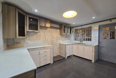 4 Bed House with En Suite at Kamakis - 4