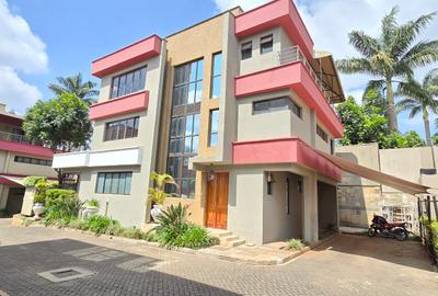 5 Bed Townhouse with En Suite at Convent Drive - 4