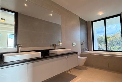 5 Bed Townhouse with En Suite in Kitisuru - 3