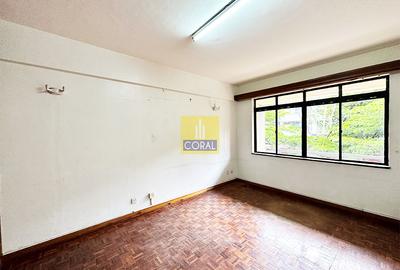 Office in Kilimani - 2