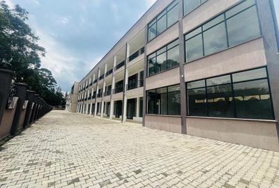 1,500 ft² Commercial Property with Service Charge Included in Karen