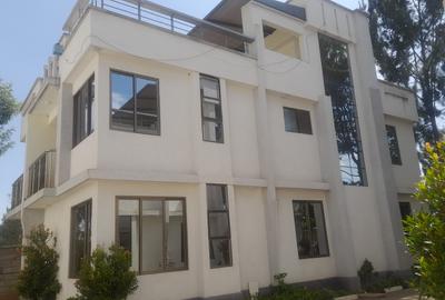 5 Bed House with En Suite in Ongata Rongai