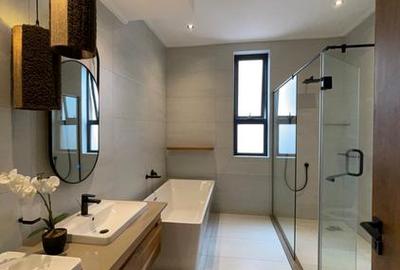 4 Bed Apartment with En Suite in Loresho - 4