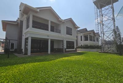 4 Bed House with En Suite in Kiambu Road - 2