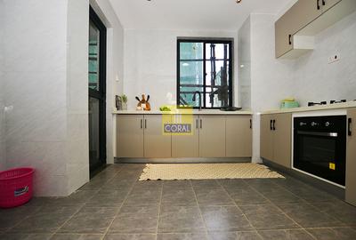 3 Bed Apartment with Gym in Kilimani - 3
