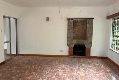 4 Bed Townhouse with Garden in Lavington