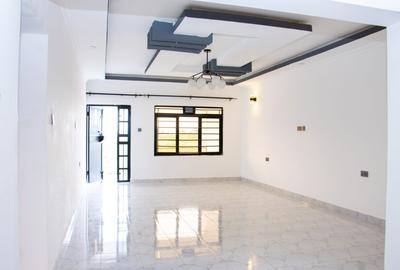 3 Bed House with En Suite at Yukos - 4
