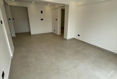 2 Bed Apartment with En Suite in Westlands Area - 4