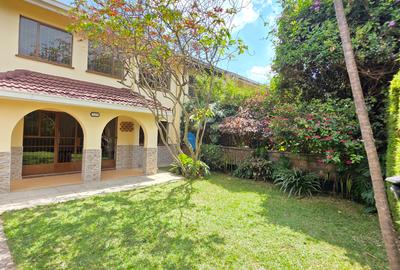 4 Bed Townhouse with En Suite at Lavington