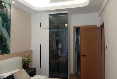 2 Bed Apartment with En Suite at Westlands Road - 4