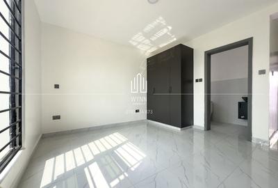 5 Bed Villa with En Suite in Ruiru - 2