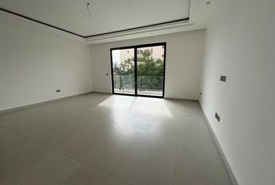 3 Bed Apartment with En Suite in Brookside - 2
