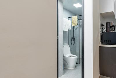 1 Bed Apartment with En Suite in Westlands Area - 3