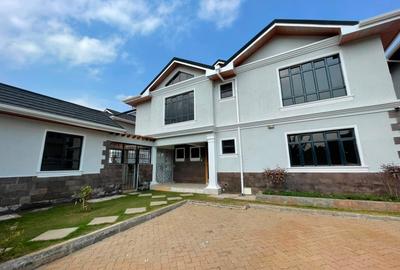 4 Bed House with En Suite in Kiambu Road