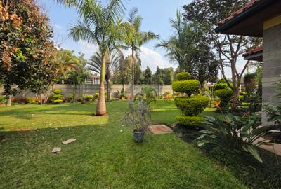 4 Bed House with En Suite in Runda - 3