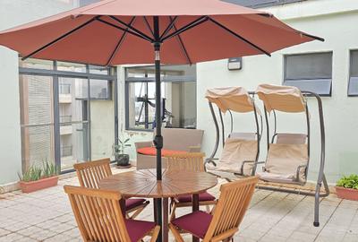 2 Bed Apartment with Swimming Pool in Hurlingham